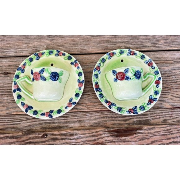 Vintage 1940s Pair Green Teacup Wall Pocket Vases Floral - Picture 10 of 12